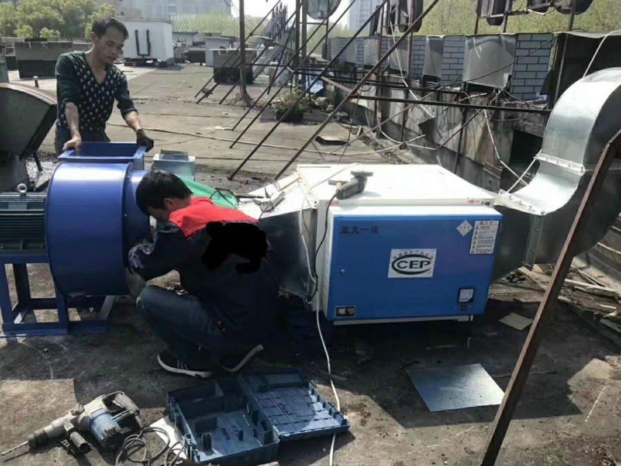 深圳白铁风管厂家承接平湖环保通风管道安装工程