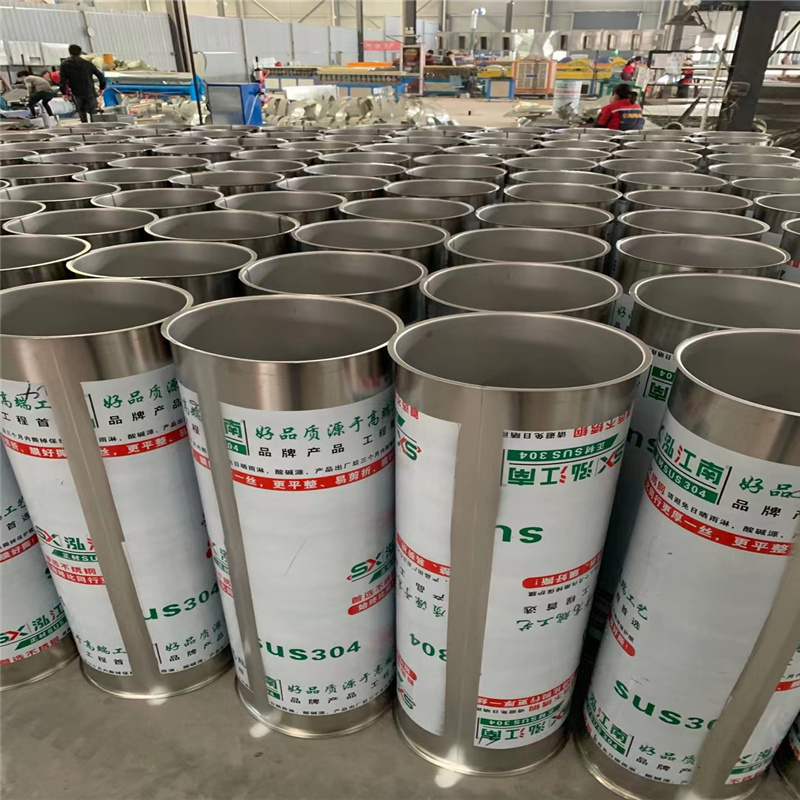 深圳不锈钢风管厂家宏鑫环保专注生产304不锈钢焊接风管 不锈钢螺旋风管